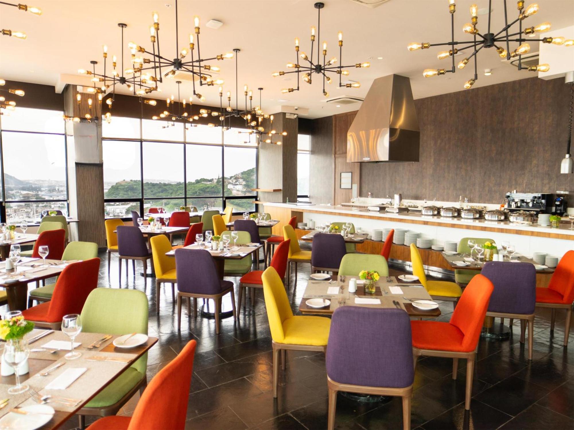 Doubletree By Hilton Guayaquil Hotel Exterior photo